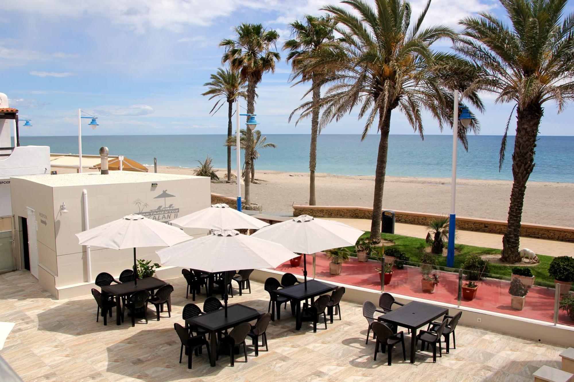 Apartamentos El Galan II كاربونيذاس المظهر الخارجي الصورة