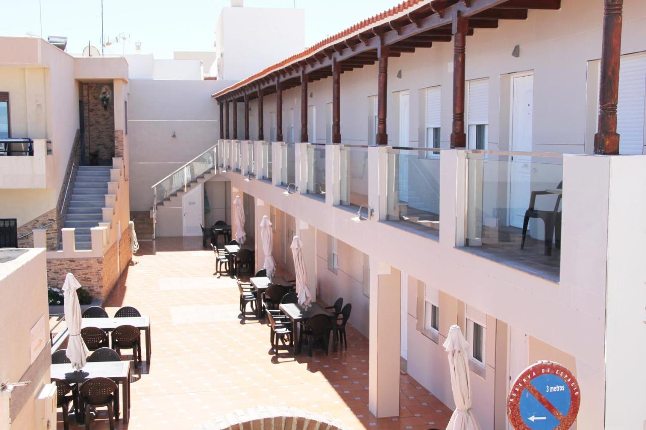 Apartamentos El Galan II كاربونيذاس المظهر الخارجي الصورة